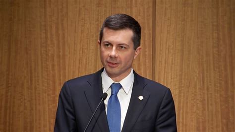 Transportation Secretary Pete Buttigieg cites ‘uptick’ in aviation incidents at FAA safety summit reviewing ‘serious close calls’